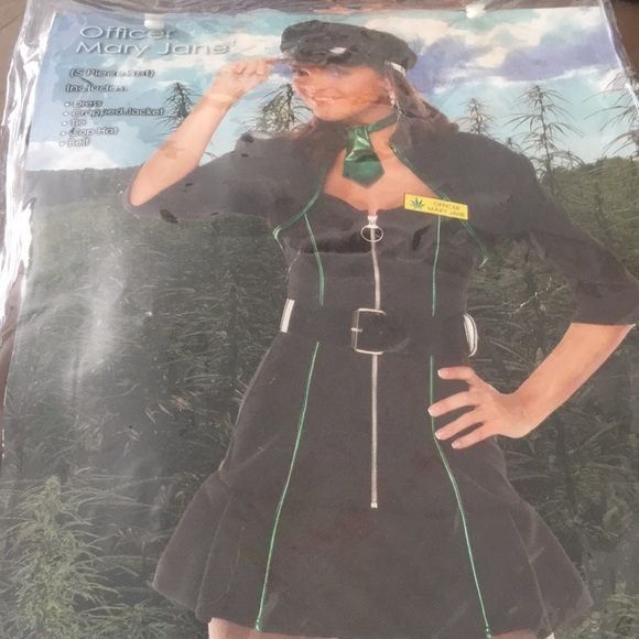 NWT: Officer Mary Jane 5-Piece Costume Set - Picture 4 of 8
